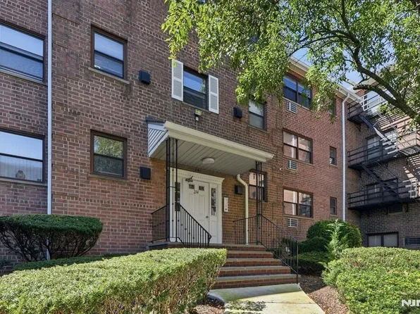 214 Prospect Ave #143C, Hackensack, NJ 07601