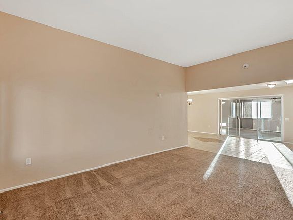 3rd image of 16634 N Lakeforest Dr