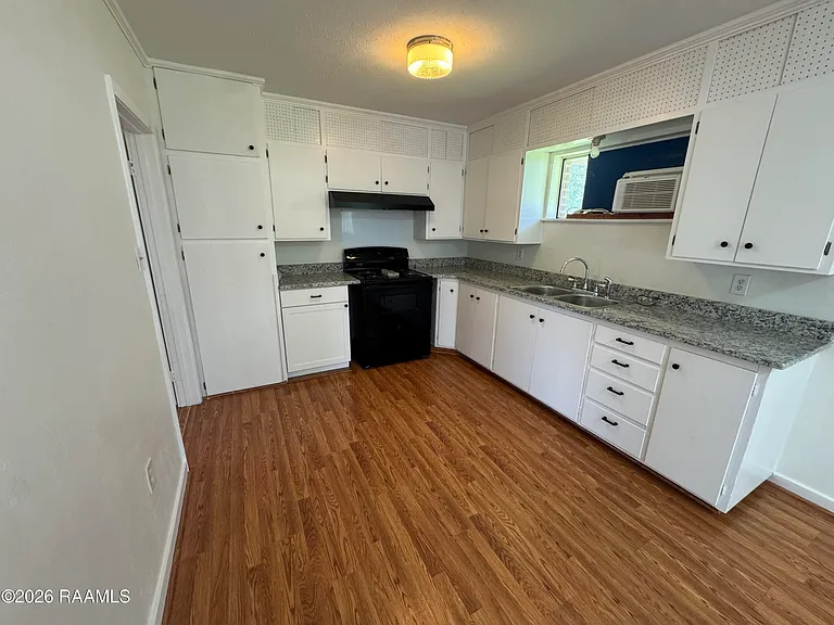 206 Guilbeau Rd — Photo 8