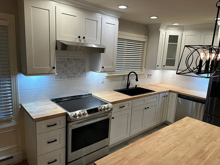 394 Hemlock Dr — Photo 8