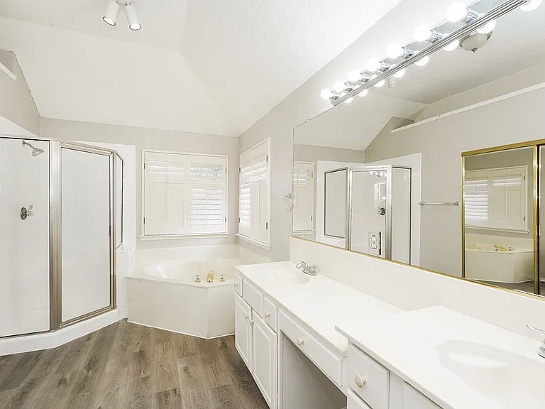 2338 Liles Ln — Photo 11