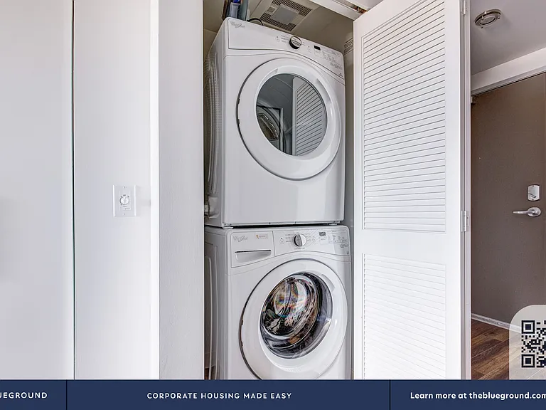 Washer/Dryer in Apartment