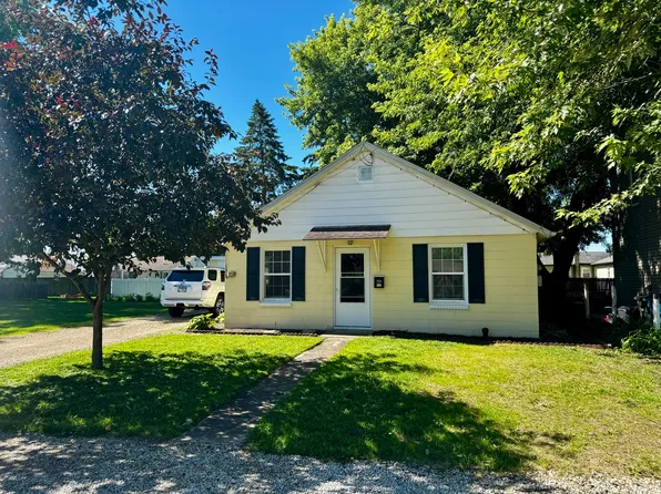 306 W Lasalle St, Princeton, IL 61356