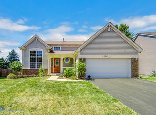 2326 Handley Ln, Aurora, IL 60502