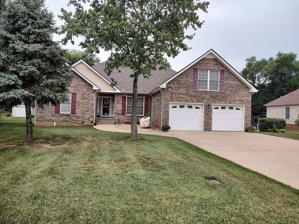 1st image of 3865 Parade Dr