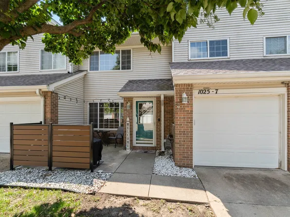 1025 68th St Unit 7, West Des Moines, IA 50266