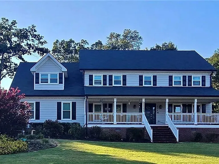2599 Hickory Cv SW — Photo 2
