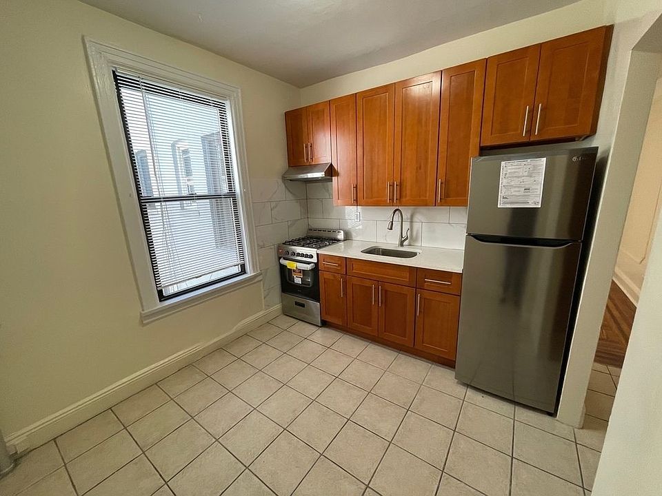1st image of 25-31 36th St #2R