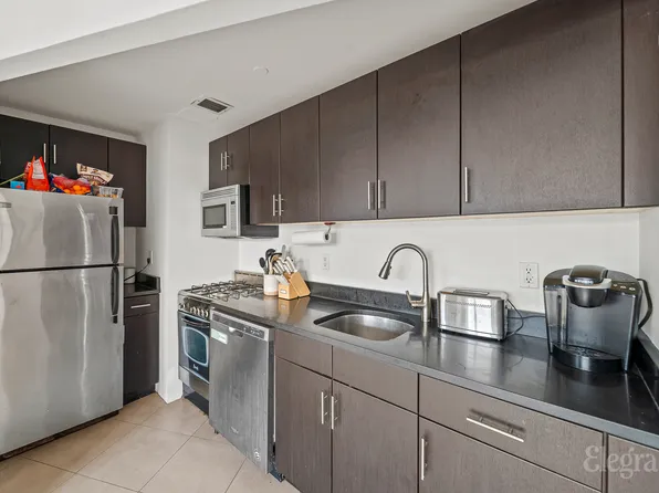 1810 3rd Avenue image 1 of 12