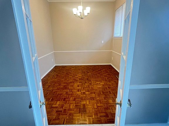 3rd image of 5763 Barfield Cir #5763