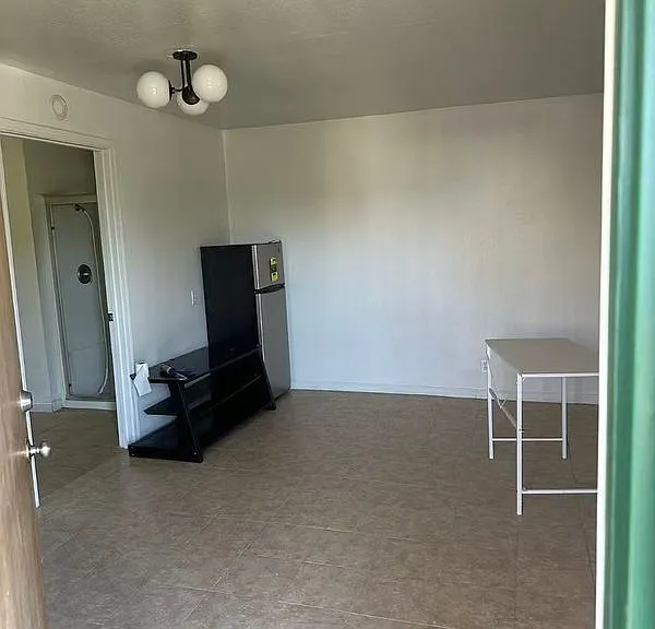 11823 Main St — Photo 3