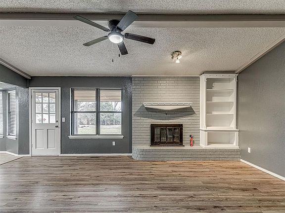 4th image of 515 Ridgecrest Dr