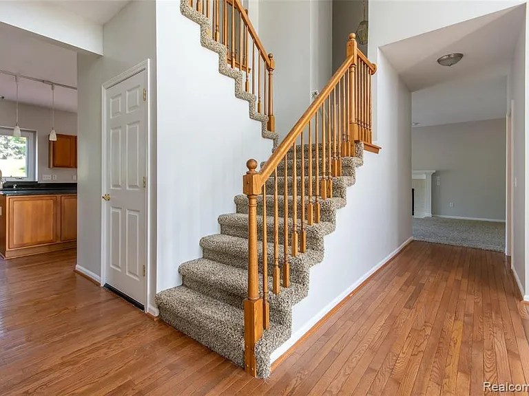 51334 W Hills Dr — Photo 16