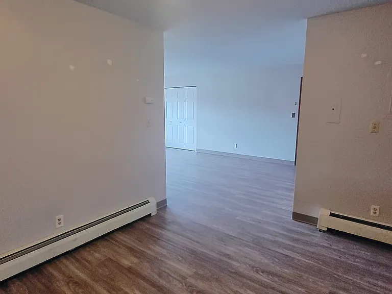 525 Plum St #8 — Photo 10