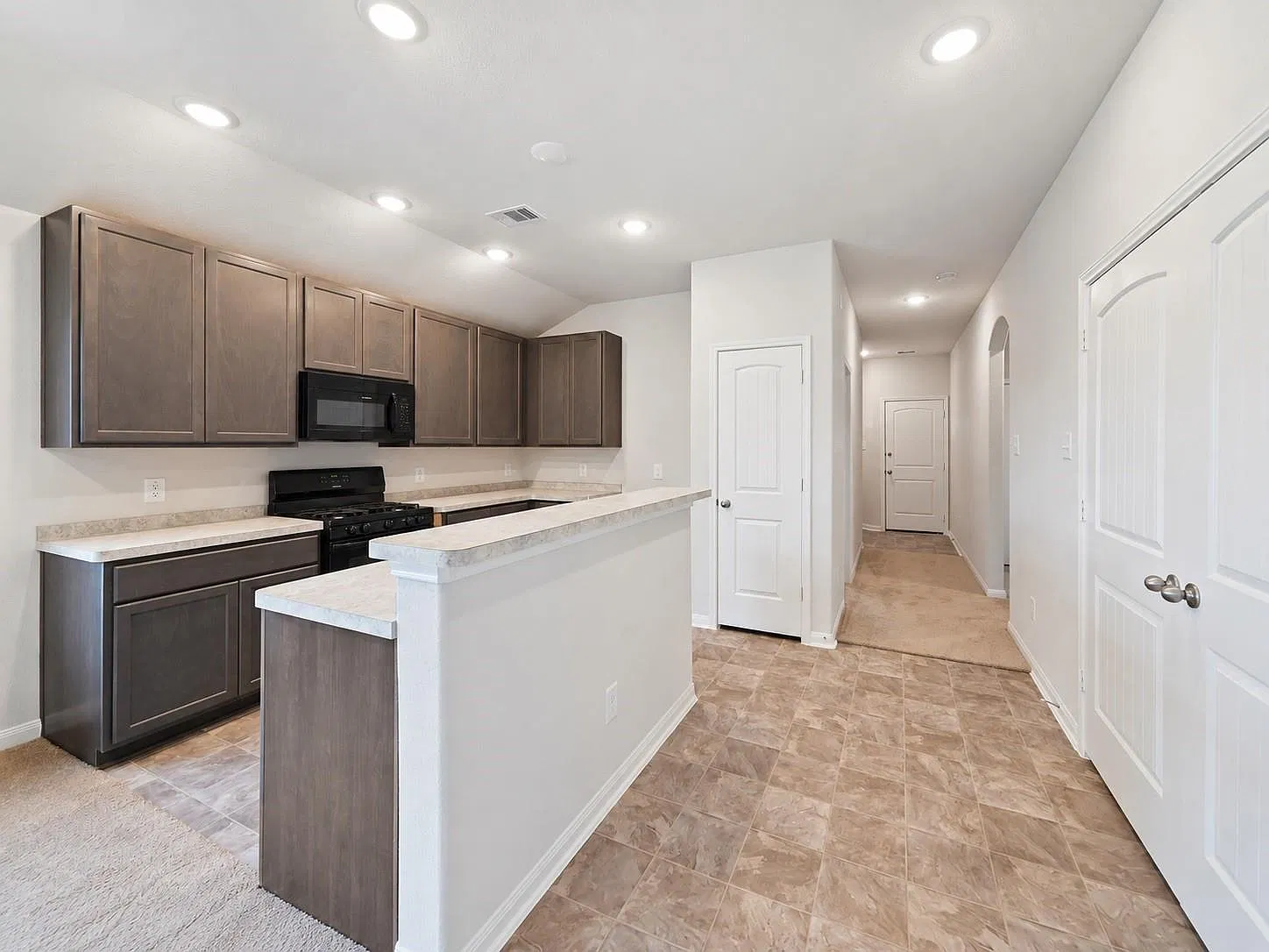 4 bed, 2.0 bath, 1455 sqft, $1,795 — Photo 1