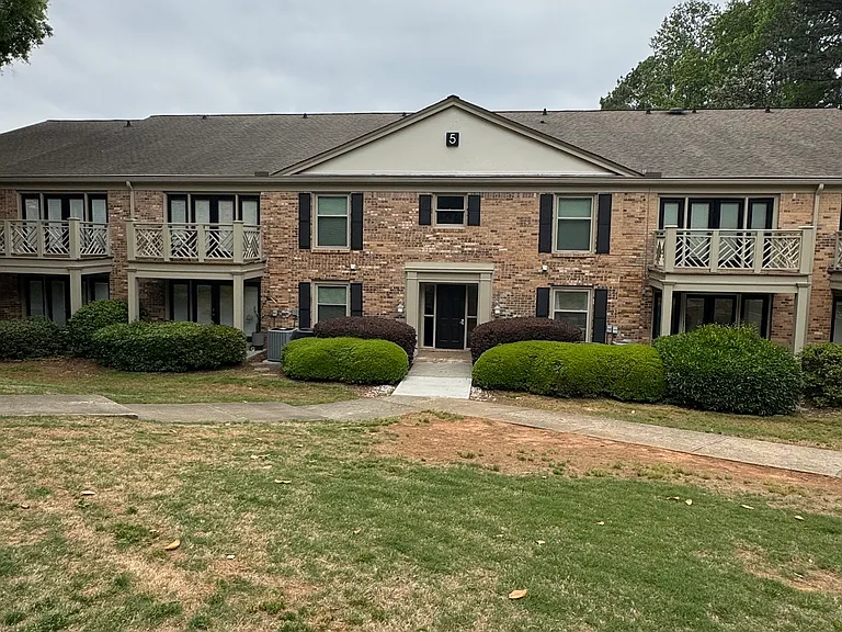 3650 Ashford Dunwoody Rd NE — Photo 17