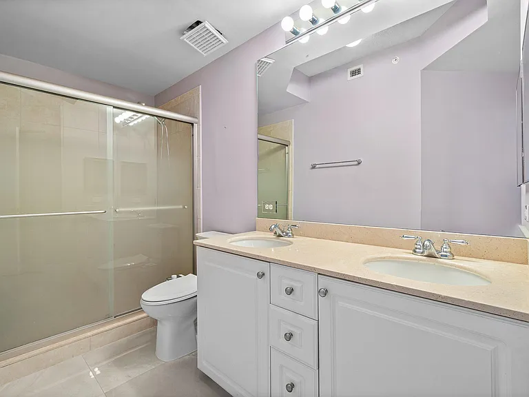1411 Renaissance Way #411 — Photo 12