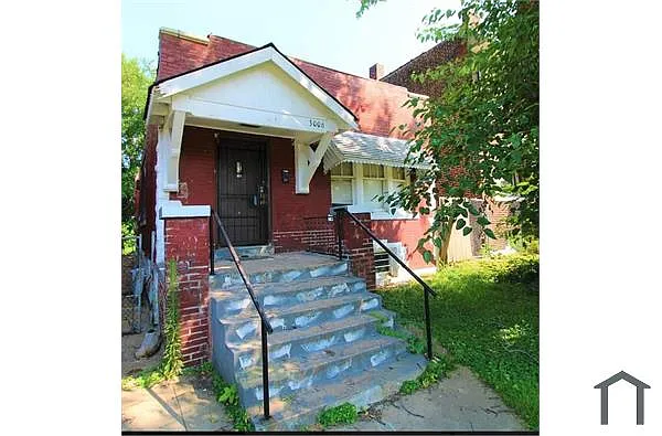 3006 N Taylor Ave photo 1