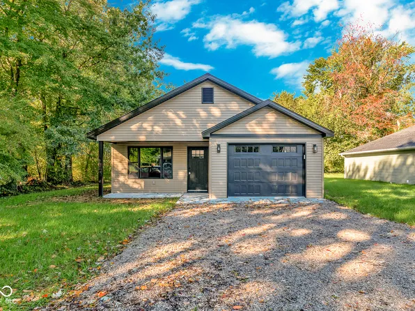 746 Goodin Dr, Austin, IN 47102