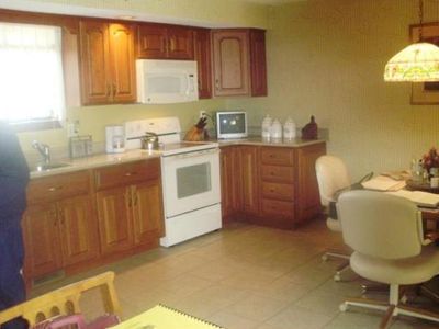 6 Beekman Pl, Agawam, MA, 01001