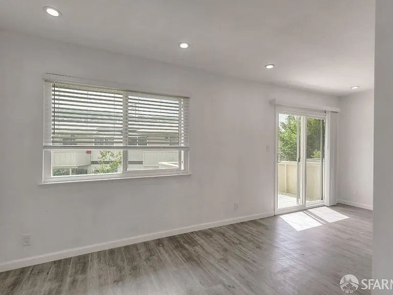 46728 Crawford St #17 — Photo 8