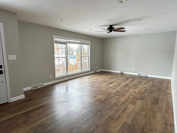 2nd image of 604 S 18th St