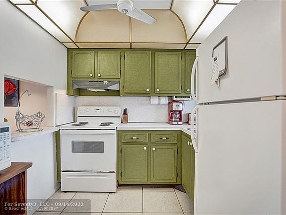 2nd image of 7960 N Sunrise Lakes Dr APT 207