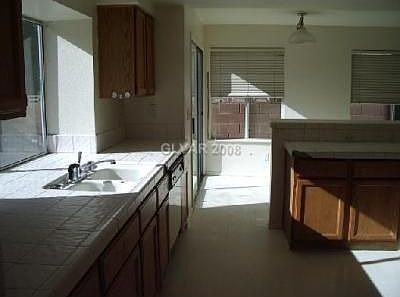 2nd image of 2421 Sage Pointe Cir