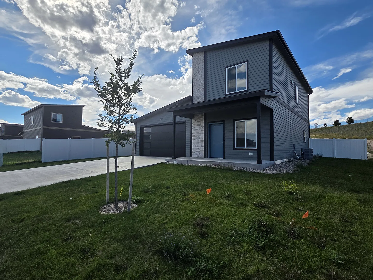3 bed, 1458 sqft, $2,500 — Photo 1