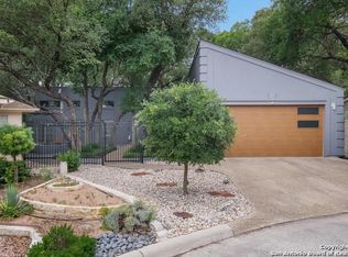 138 Golden Way, Universal City, TX 78148