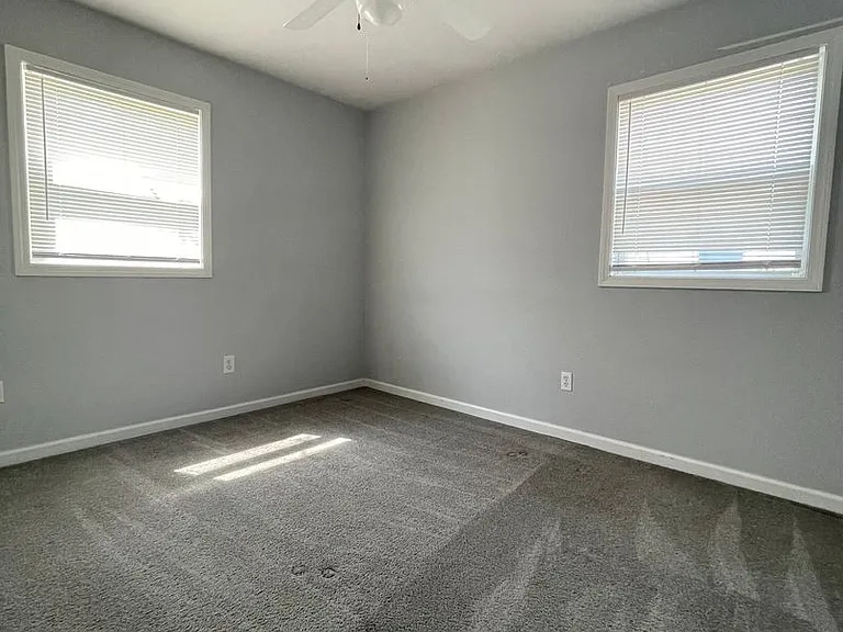 27411 Long St — Photo 3