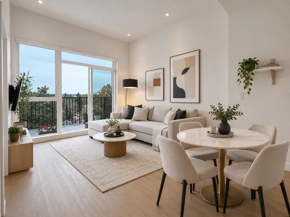 2235 Broadway E #604, Vancouver, BC V6K 2E3