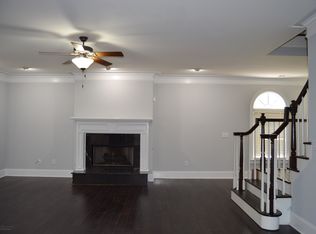 996 Pitts Rd, Sandy Springs, GA 30350