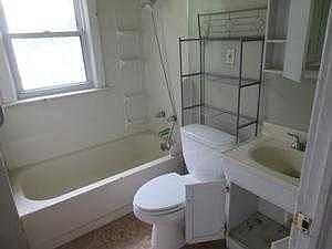 2nd bathroom