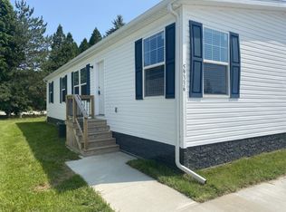 59336 Cary Ln, New Haven, MI