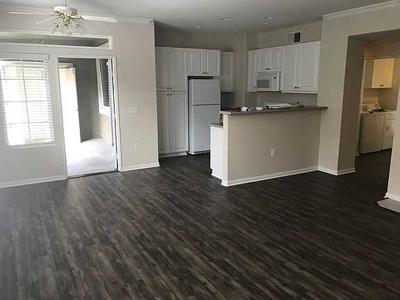4th image of 12357 Creekview Dr Unit 83