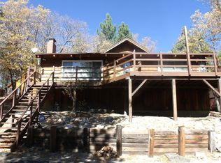 33136 Maple Ln, Green Valley Lake, CA 92341