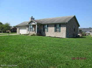 11206 Garden Trace Dr, Louisville, KY 40229