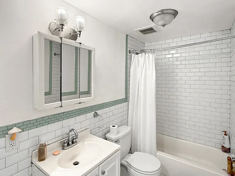 146 Fenimore St #GARDEN — Photo 9