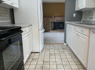 8883 42nd Ave N, New Hope, MN 55427