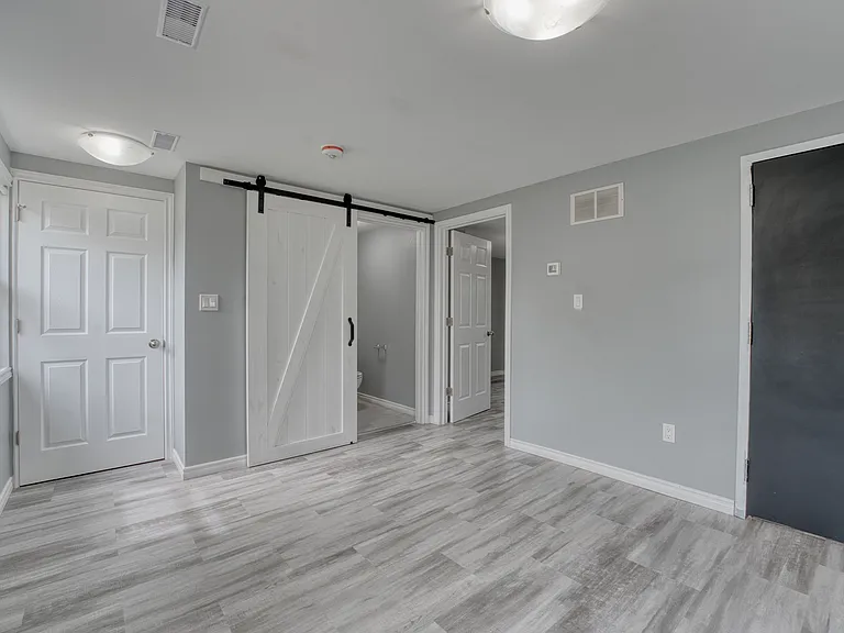 17 Kirk St #2 — Photo 12