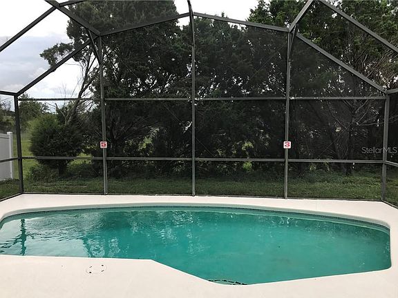 4th image of 245 Majesty Dr