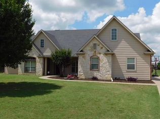 182 Derby Dr, Van Alstyne, TX 75495
