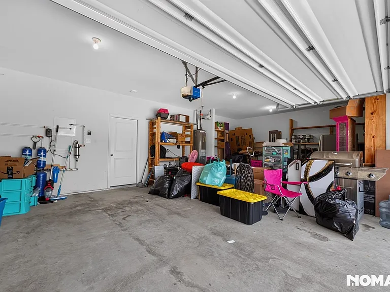 318 Dove Creek Ln — Photo 29