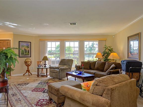 5th image of 1626 Country Club Pkwy