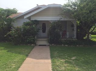 708 S Main St, Loraine, TX 79532