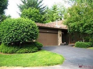 6132 Cedar Ln NW, Canton, OH 44708
