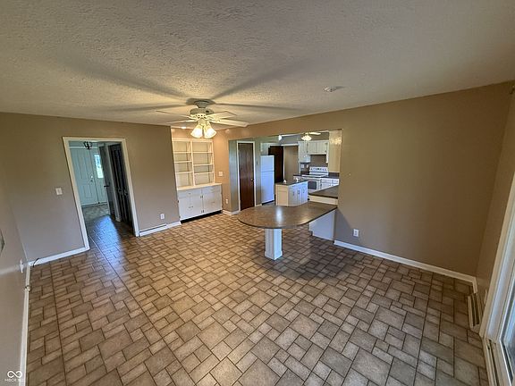 5th image of 12144 E Oxford Rd