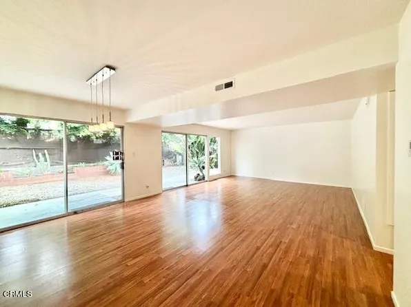 933 Peninsula St, Ventura, CA 93001