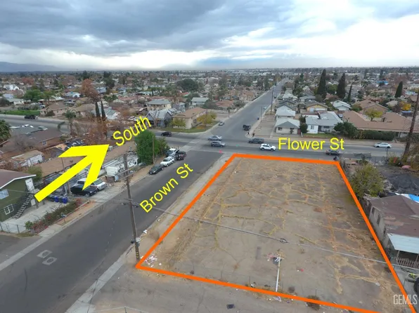 1716 Brown St, Bakersfield, CA 93305